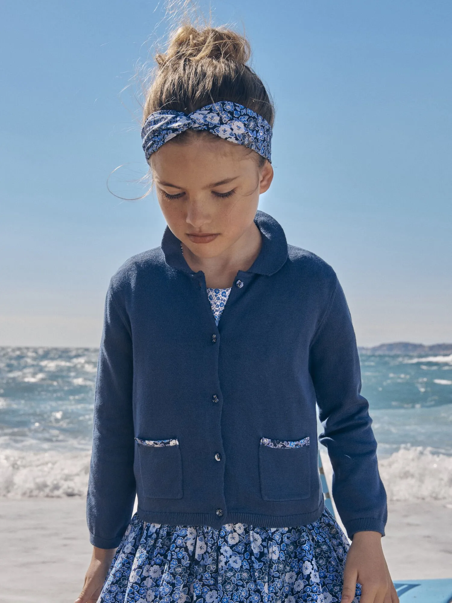 Cardigan bleu en maille jersey