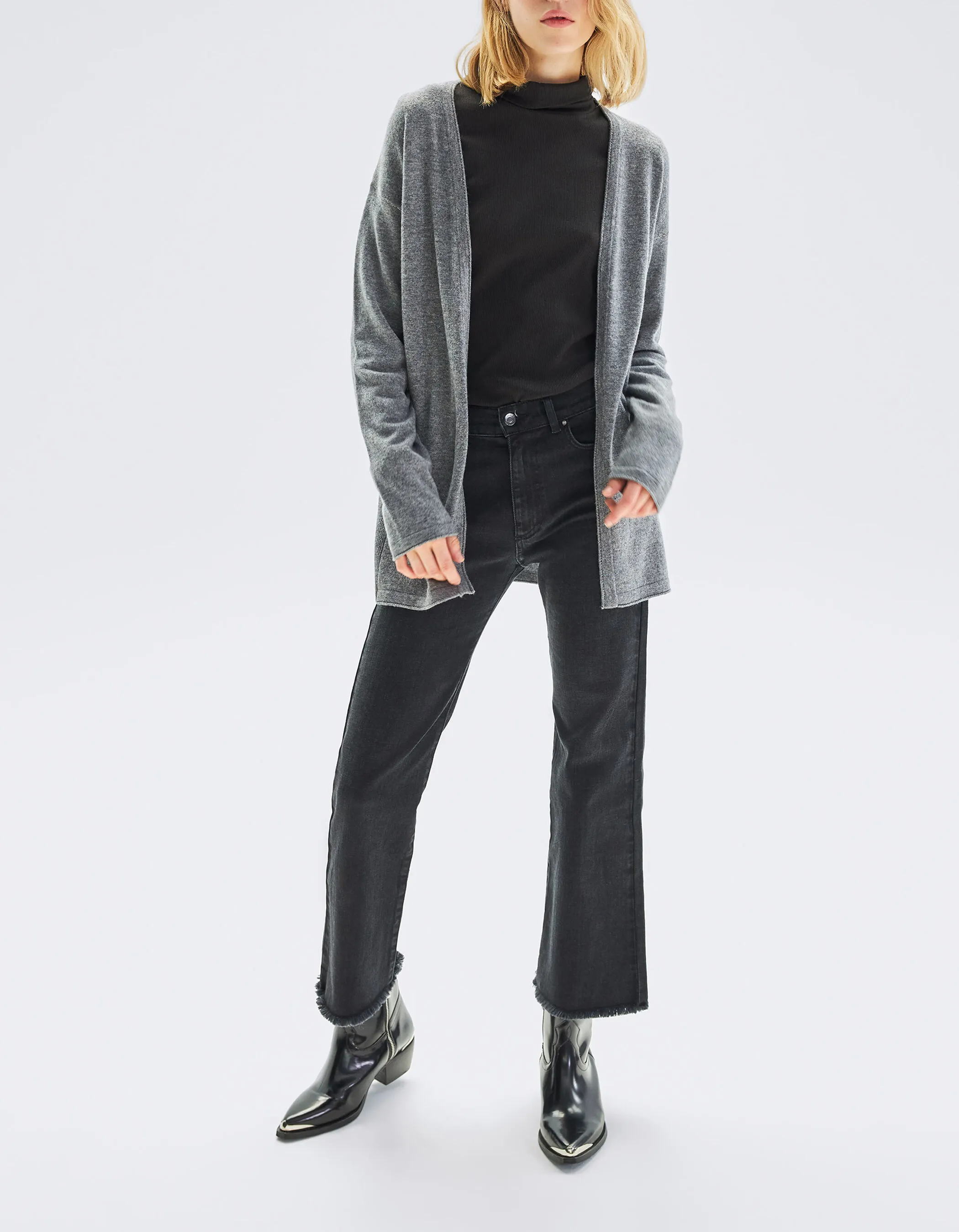 Cardigan gris tricot avec message dos Femme