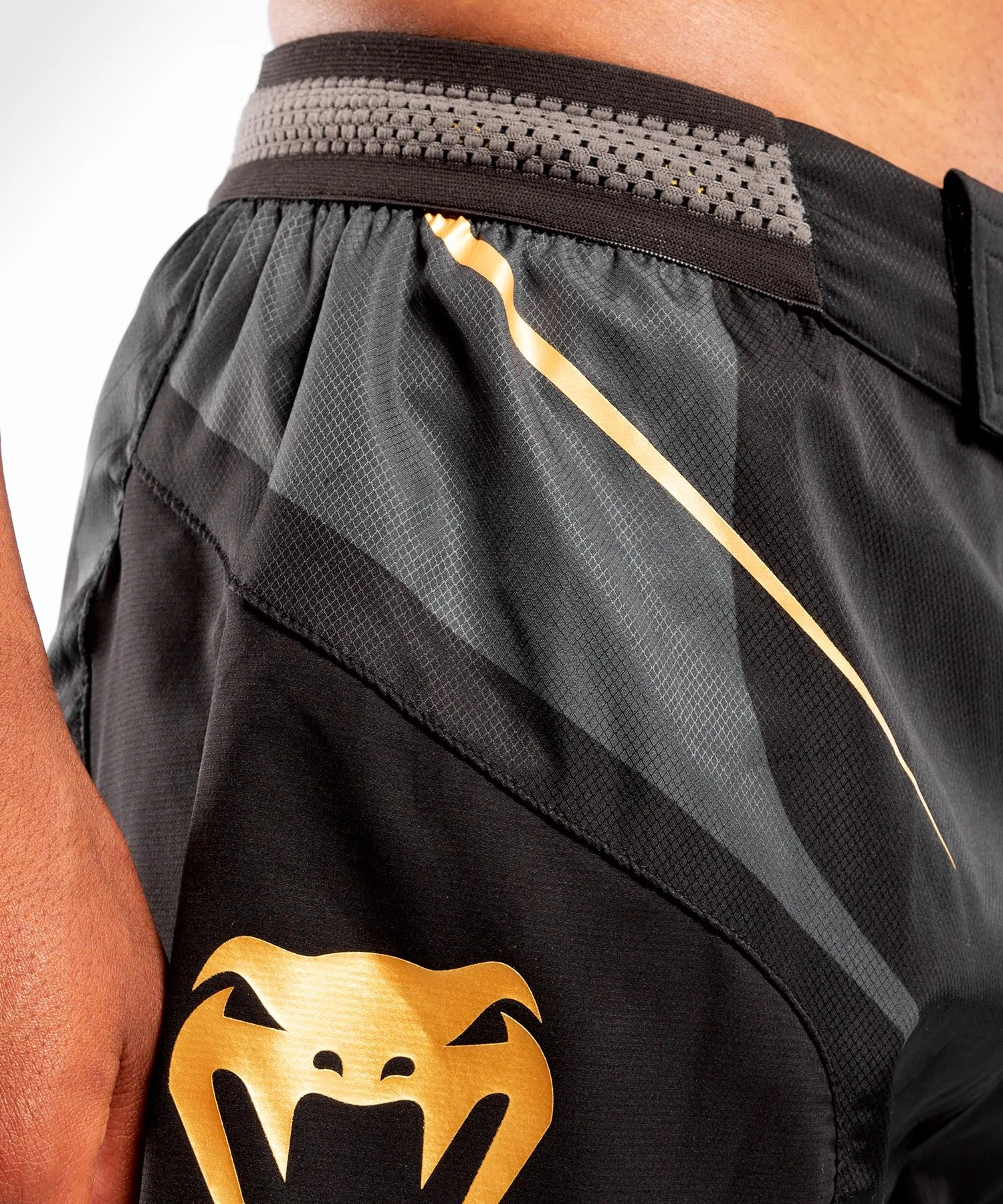 Fightshorts Venum Athletics – Noir/Or
