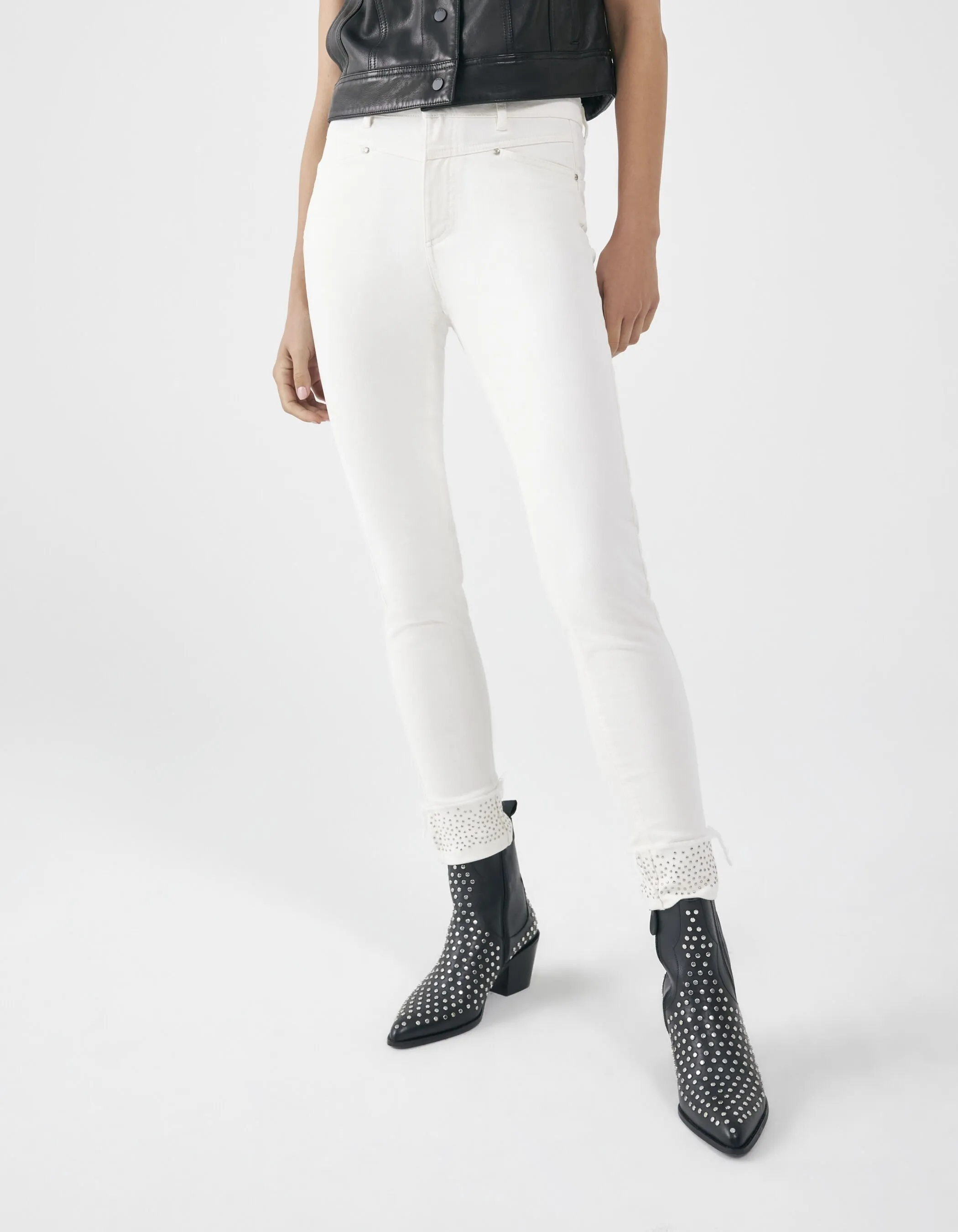Jean blanc slim sculpt up à taille haute bas cloutés Femme