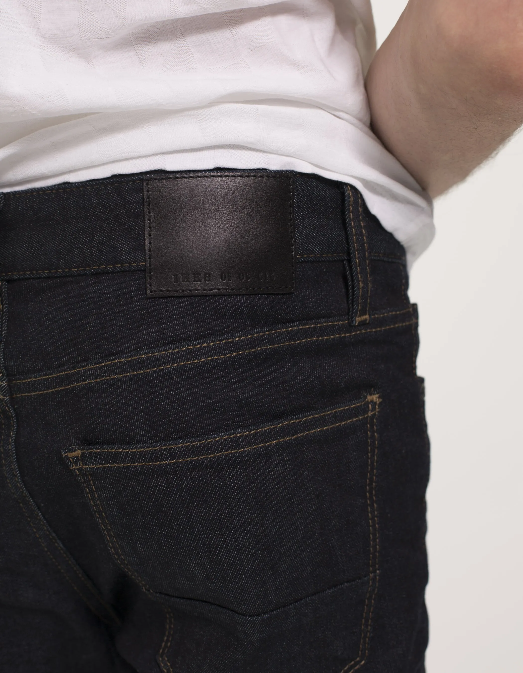 Jean brut pour homme