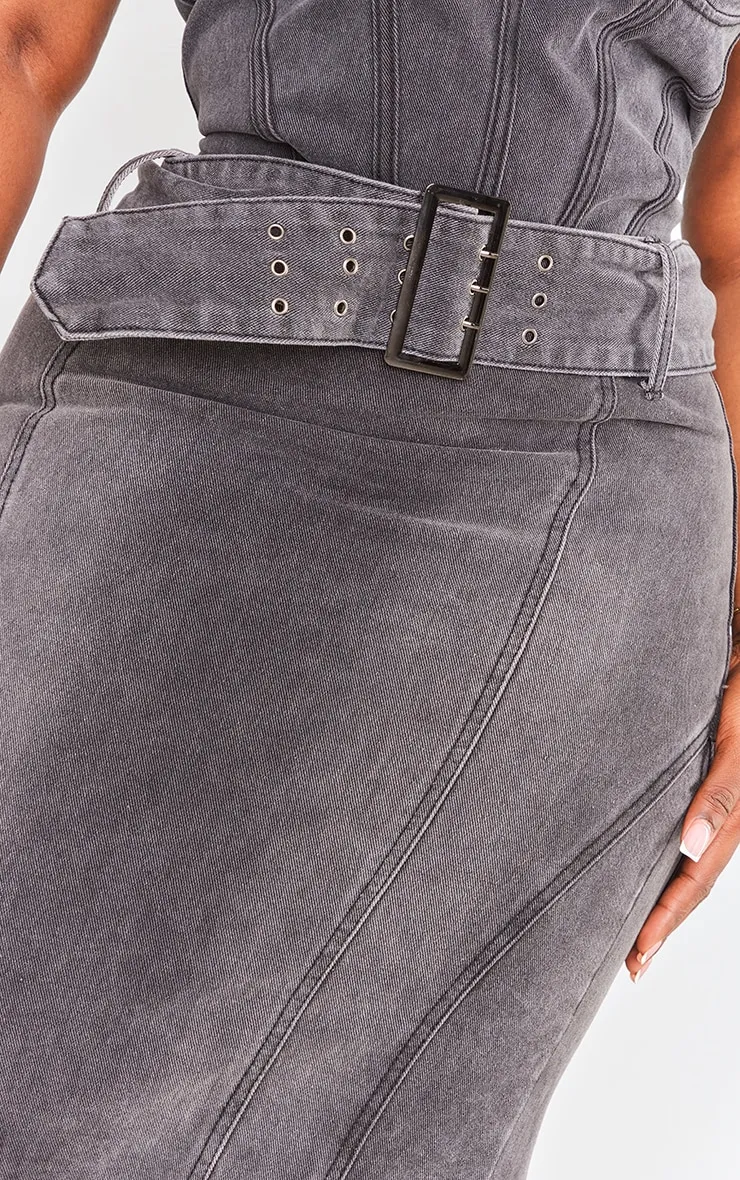 Plus Jupe longue en jean noir délavé à détail boucle sur l'ourlet