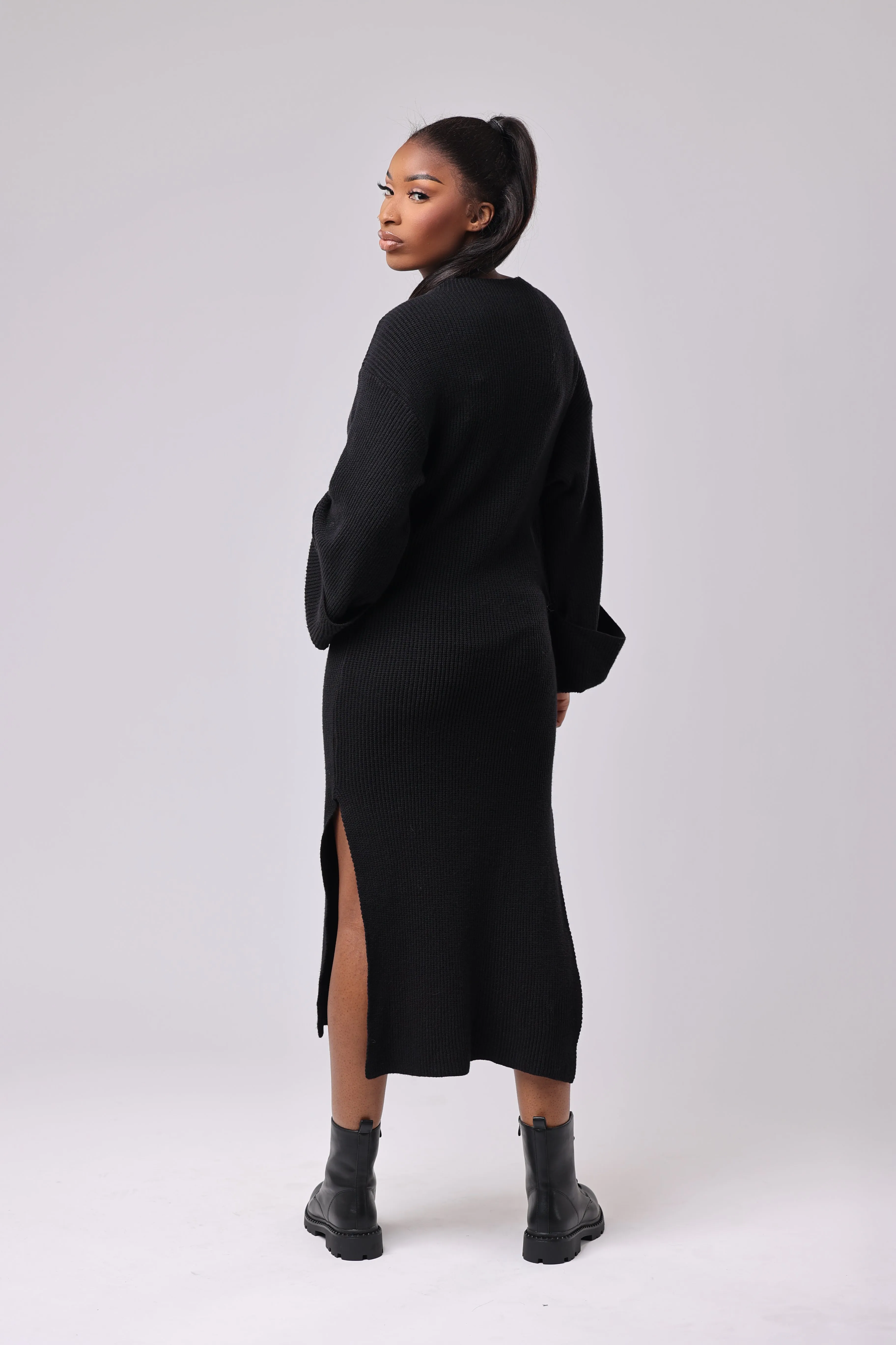 ROBE A FENTE EN MAILLE