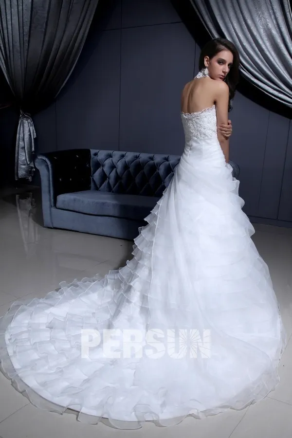 Robe de mariée moderne encolure ras de cou en organza & dentelle ornée de bijoux