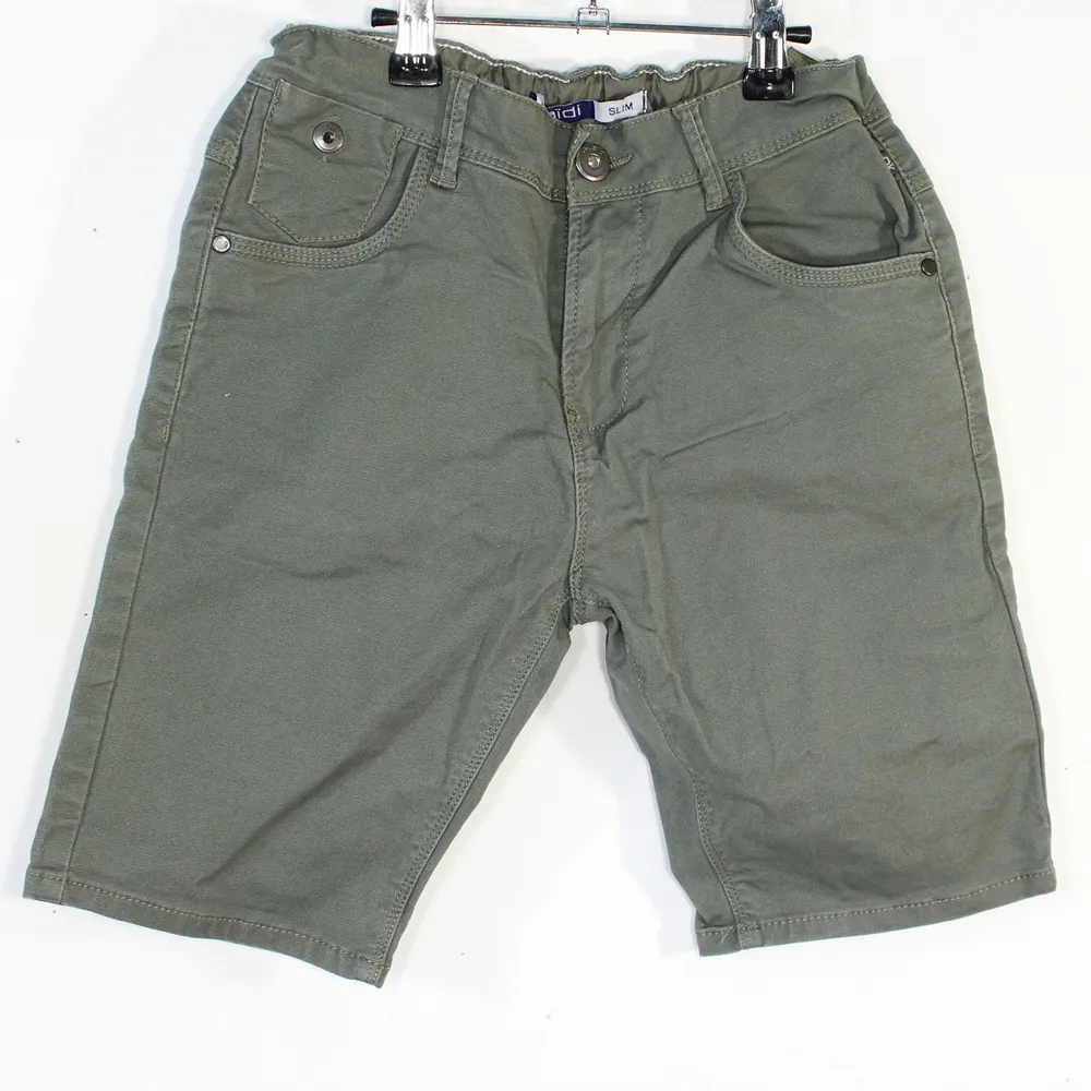 Short Garçon Kaki OKAIDI Taille 10ans.